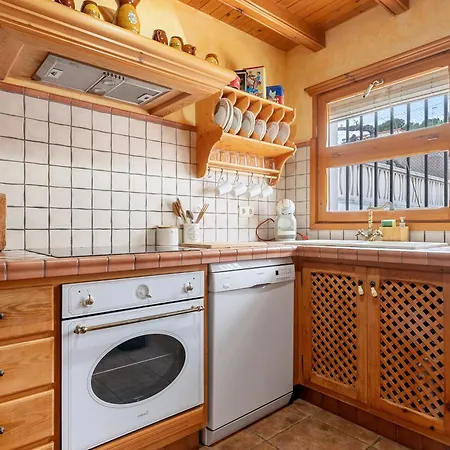 La Casita Les Peces